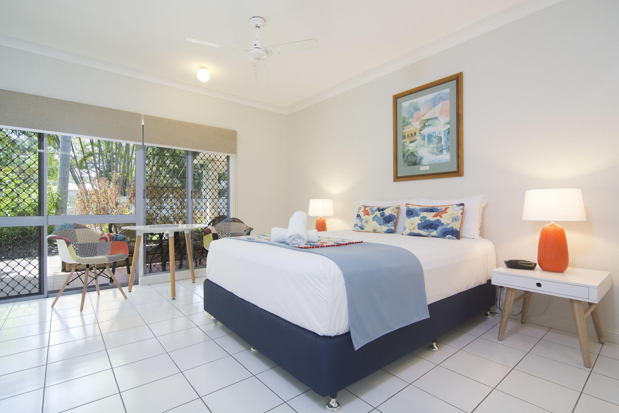Garrick House Aparthotel Port Douglas Exteriör bild