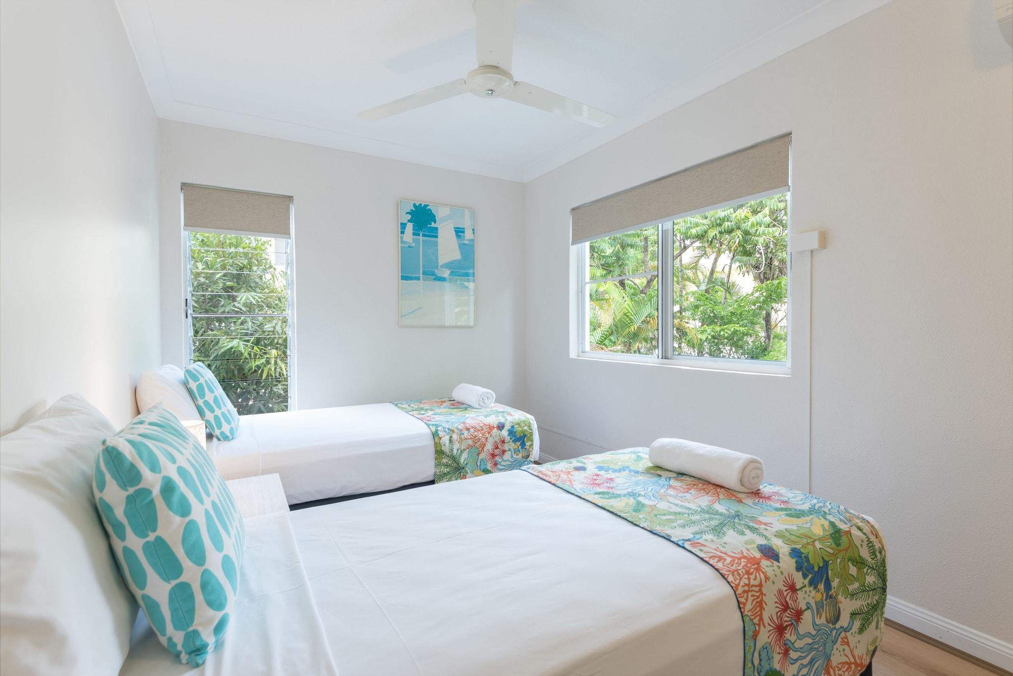 Garrick House Aparthotel Port Douglas Exteriör bild