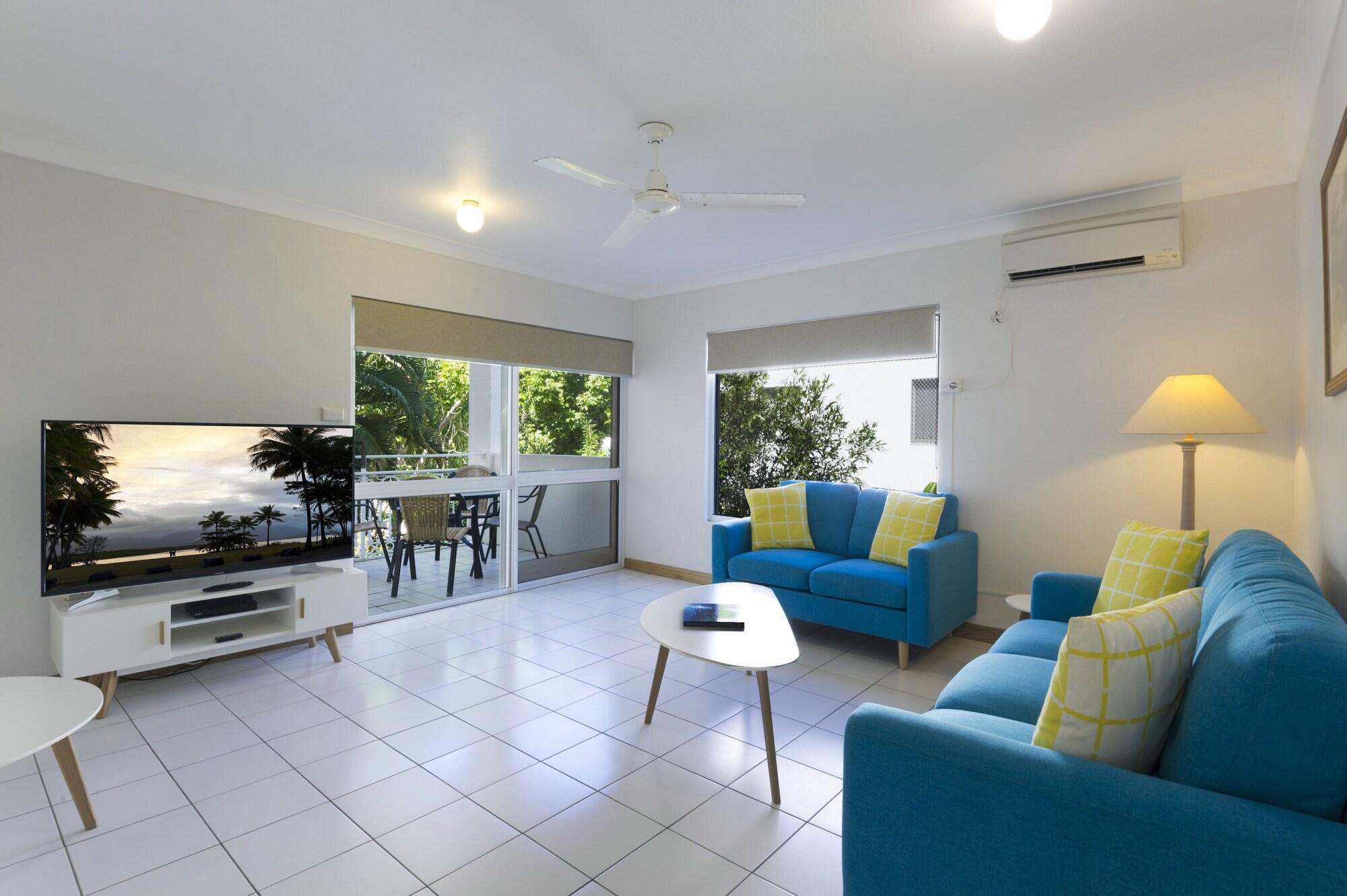 Garrick House Aparthotel Port Douglas Exteriör bild
